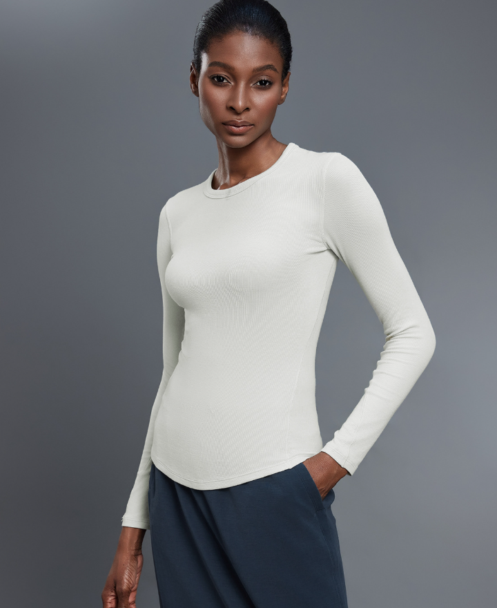 Women’s Slim Fit Long Sleeve Yoga T-Shirt – Soft & Stretchy