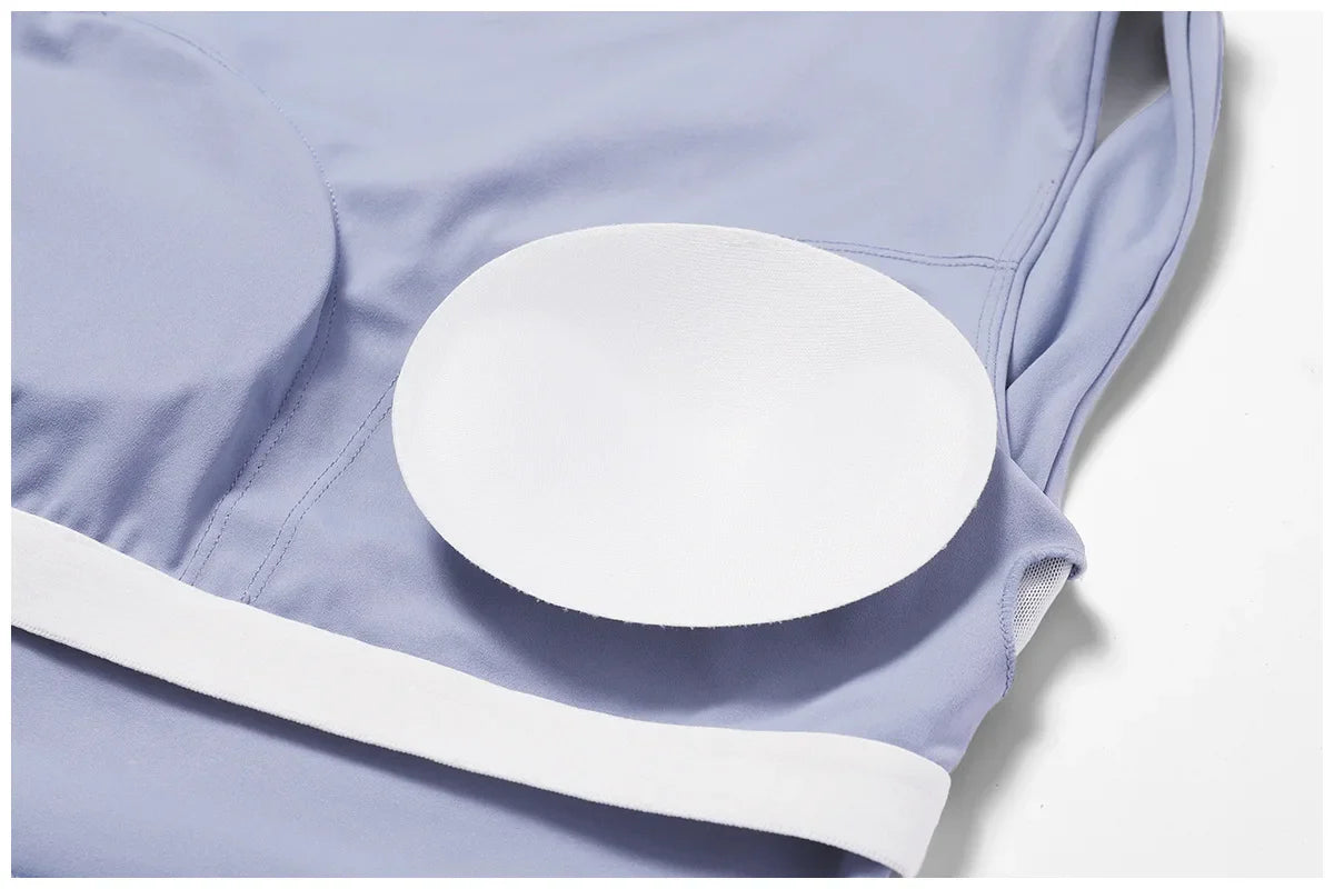 Elevate Activewear: Seamless Leggings & Top Set