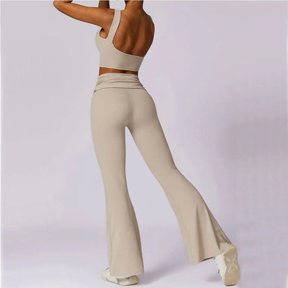 Elevate Activewear: Seamless Leggings & Top Set