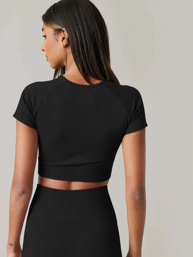THRIXINE Elite Crop Top: Premium Black Activewear