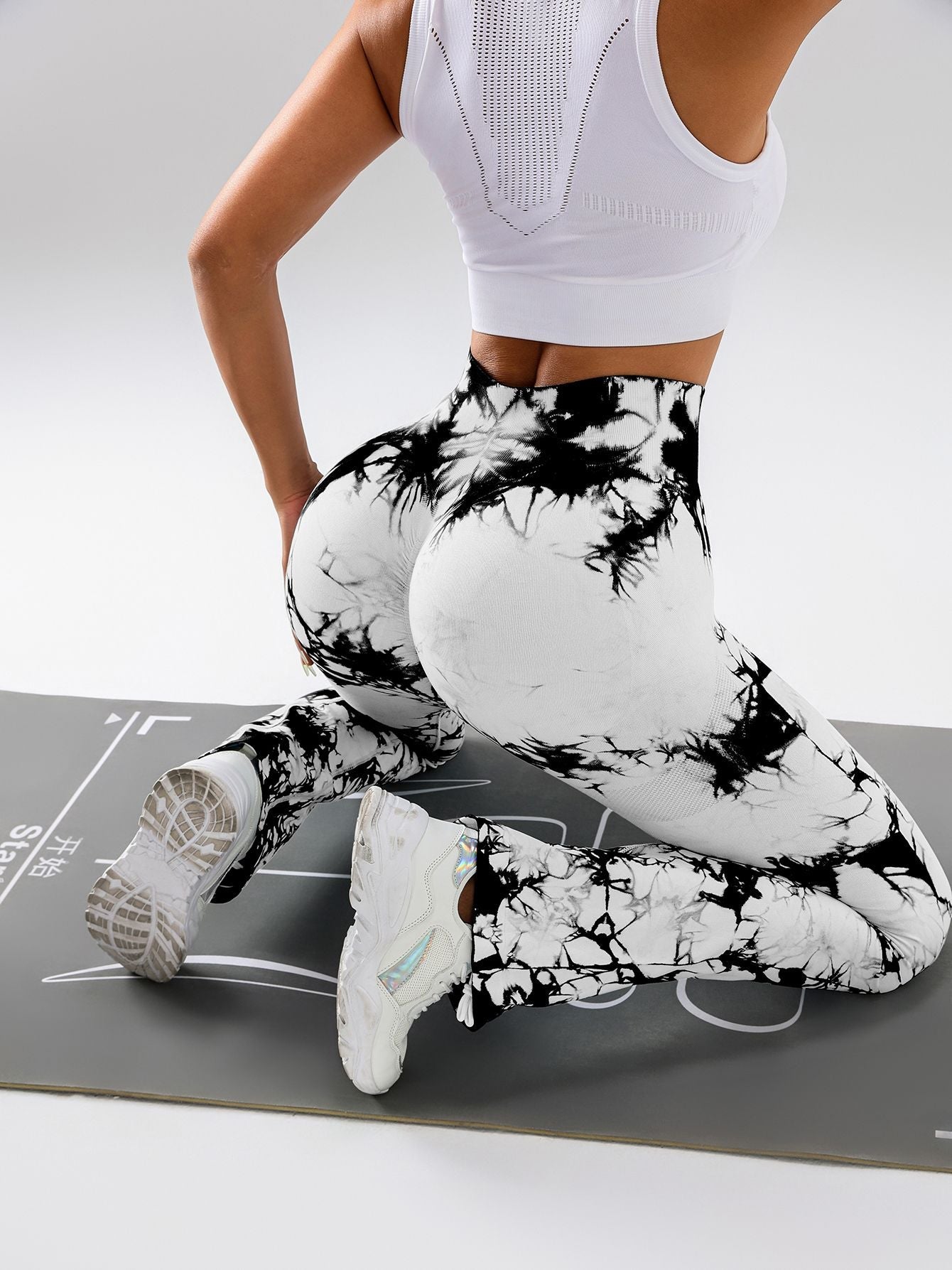 High-Waist Tie-Dye Yoga Pants – Tummy Control Flare Workout Leggings