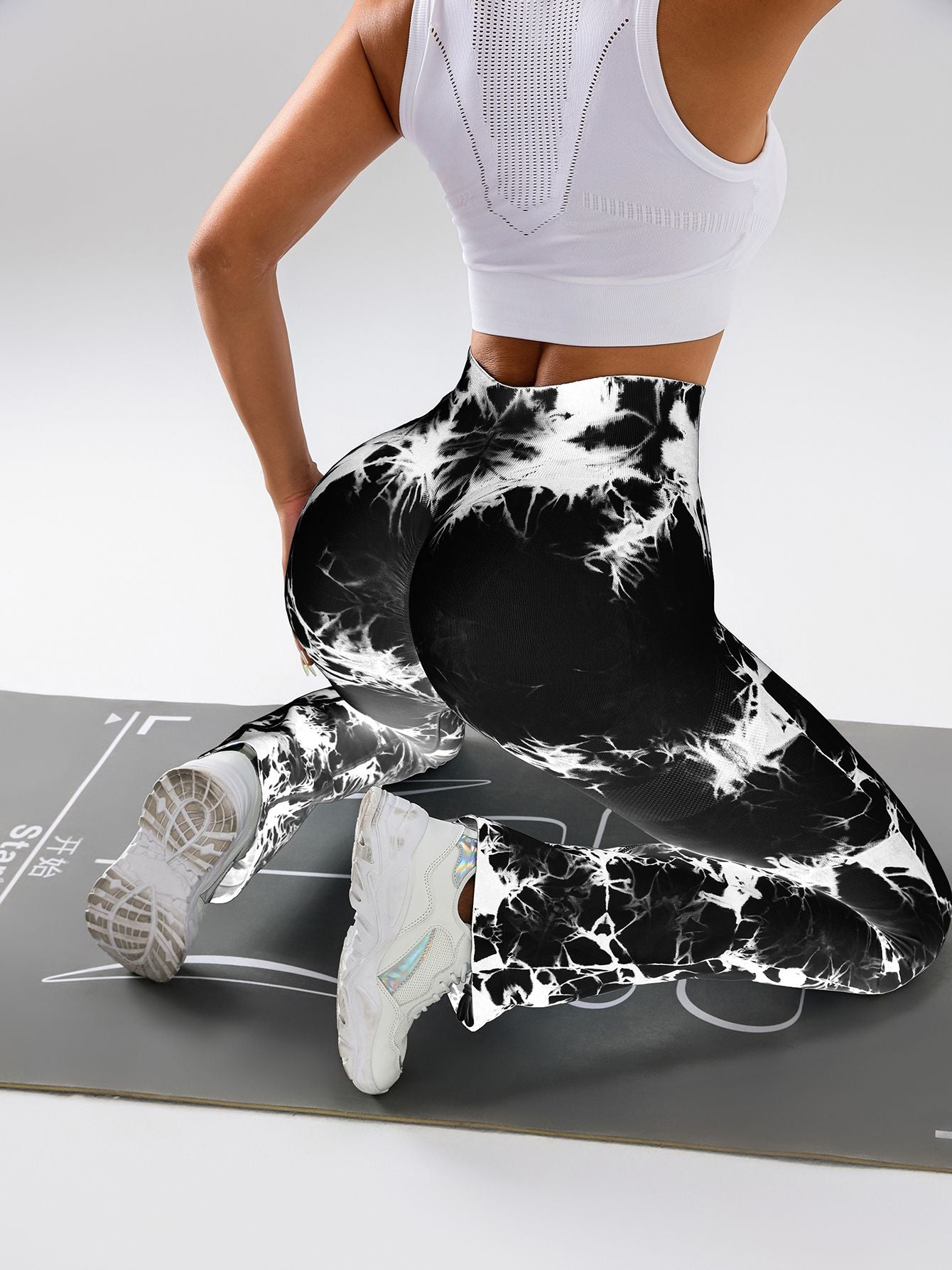 High-Waist Tie-Dye Yoga Pants – Tummy Control Flare Workout Leggings